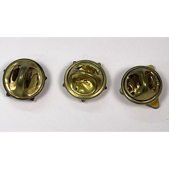 VTG 9pc Lot Boy CUB SCOUTS America Emblem Holder/Button Hangers Pins Neck Clasp - Picture 15 of 15